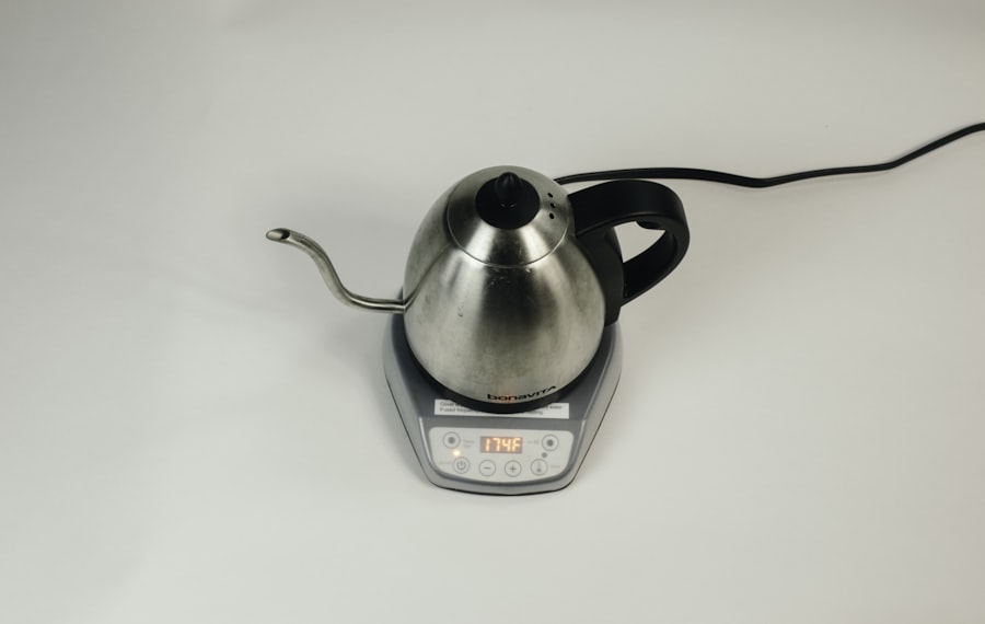GOOSENECK KETTLE